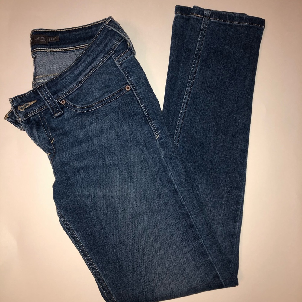Levi’s Demi Curve jeans